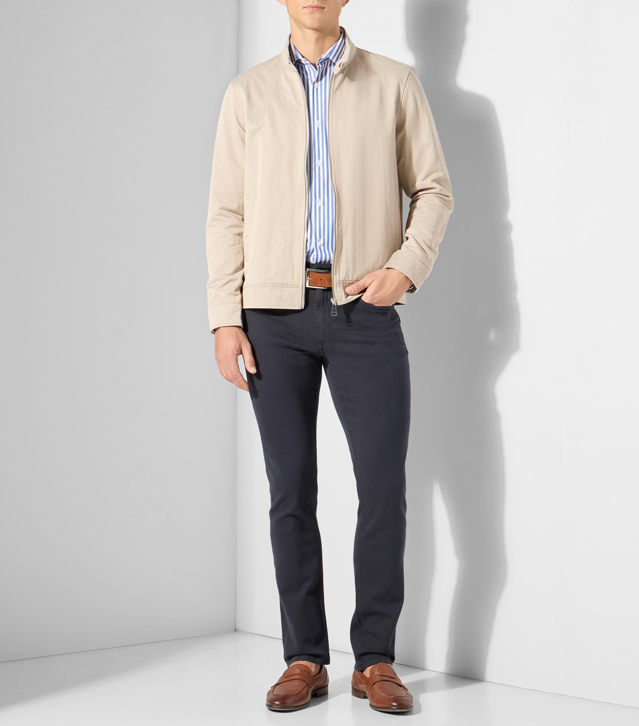 Pantalón casual Hombre